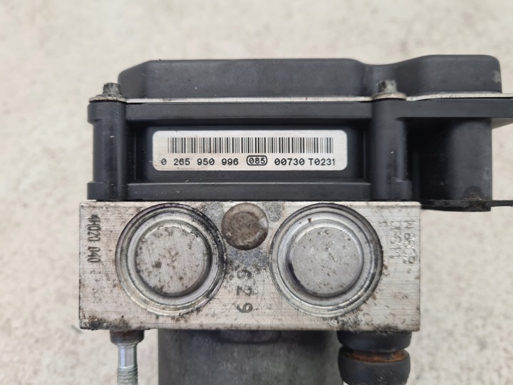 фото №10, Honda ufo viii 2.2 блок управления abs 0265238015