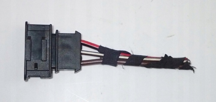 фото №6, Разъём штекер соединитель audi vw 1j0972763