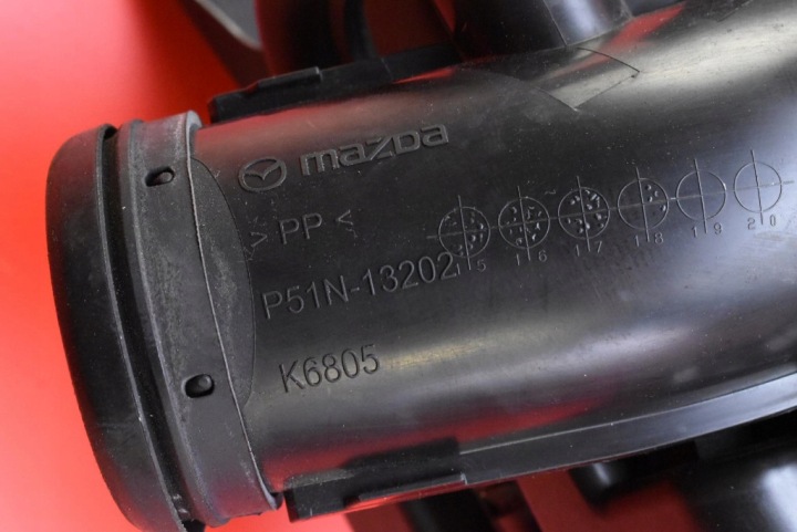 фото №11, Корпус фильтра воздуха p51n-133ay mazda mx5 mx-5 4 iv d 2.0 160 km 15-18