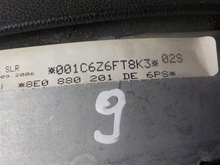 фото №8, Audi a4 b7 подушка водія air bag 8e0880201de