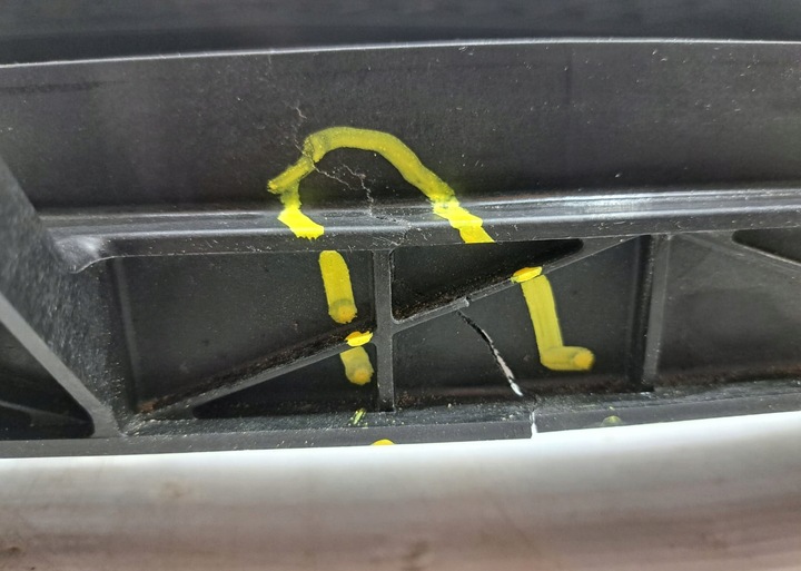 фото №7, Hyundai ioniq 5 v жалюзи правая левая руль воздуха