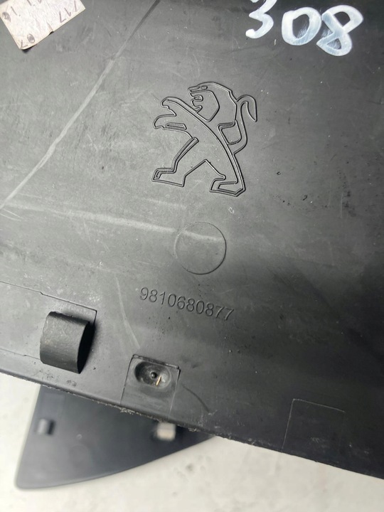 фото №7, Захист перегородка обшивка багажника правий зад 308 t9 sw 9810680877 застібки