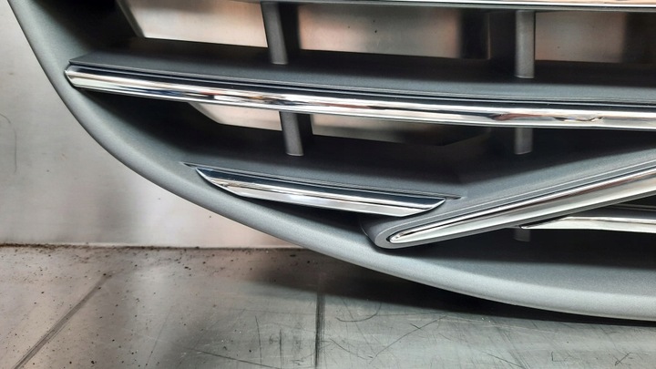 фото №8, Решітка радіатора решітка volvo xc60 рестайлінг 13-18r
