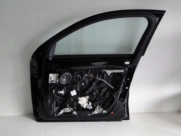 фото №8, Mercedes glc 254 c254 двері передні перед праві купе 197