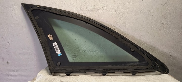 фото №3, Стекло кузовная правые зад mercedes c w205 универсал