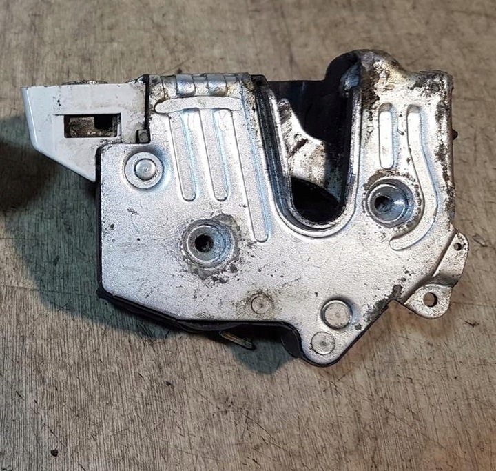 фото №1, Замок двері лівий зад mercedes w124 універсал