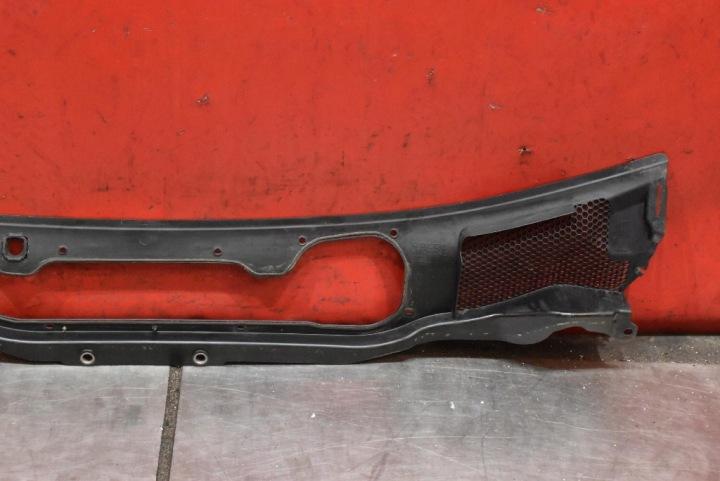 фото №10, Панель під лобовим склом eu 31278103 volvo v40 2 ii 12-16