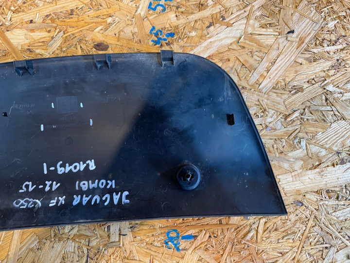 фото №7, Jaguar xf i 1 x250 12-15 універсал заглушка фаркоп буксирувальний зад задня