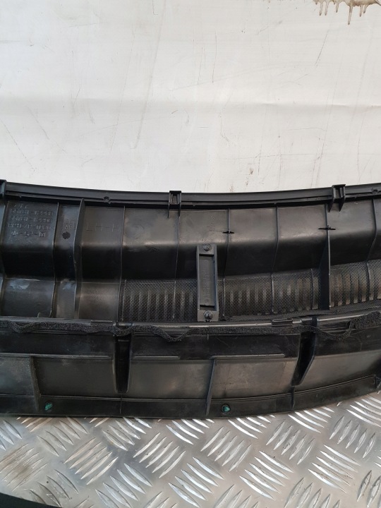 фото №9, Toyota auris i 07r- панель под лобовым стеклом комплектные 55708-12290