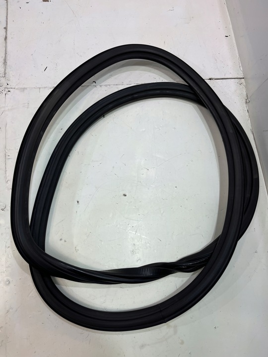 фото №1, Прокладка двері зад правий/лівий audi a3 8v 5-двері