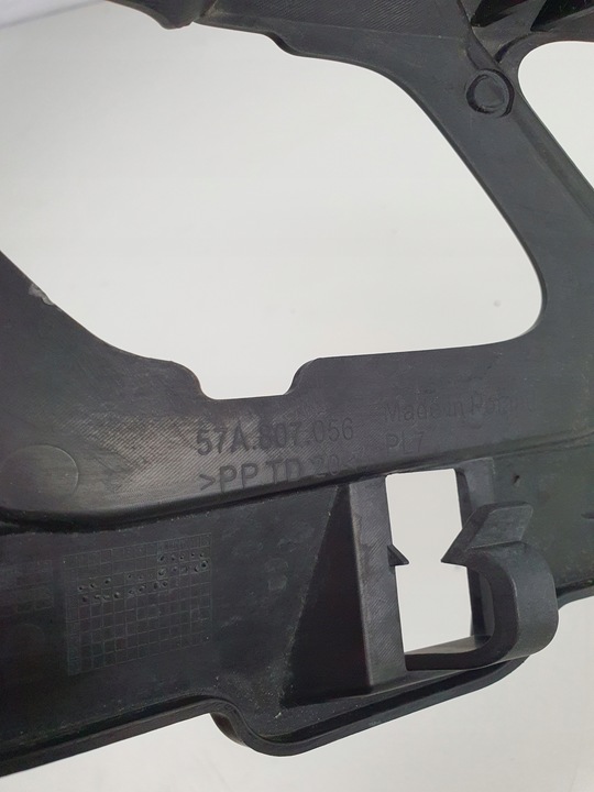 фото №9, Skoda karoq 2017 - ползун крепление бампера перед правые 57a807056