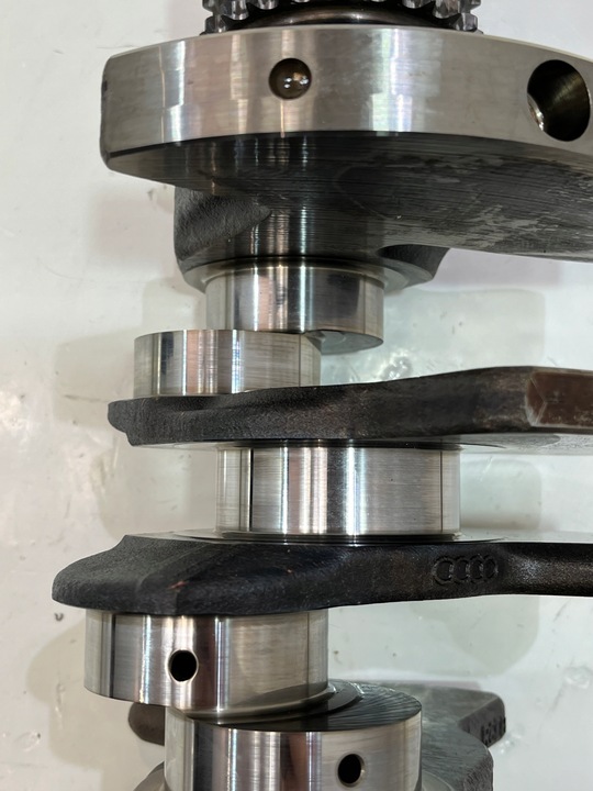 фото №5, Wał колінчастий audi a7 c7 3.0 tfsi 06e101ag gbbb справний !