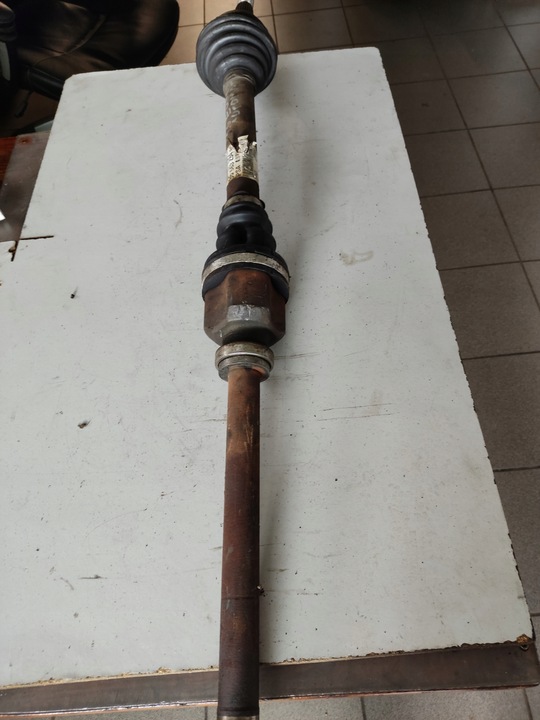 фото №1, Полуось правая c4 picasso 1.6 ehdi mcp 9656329480