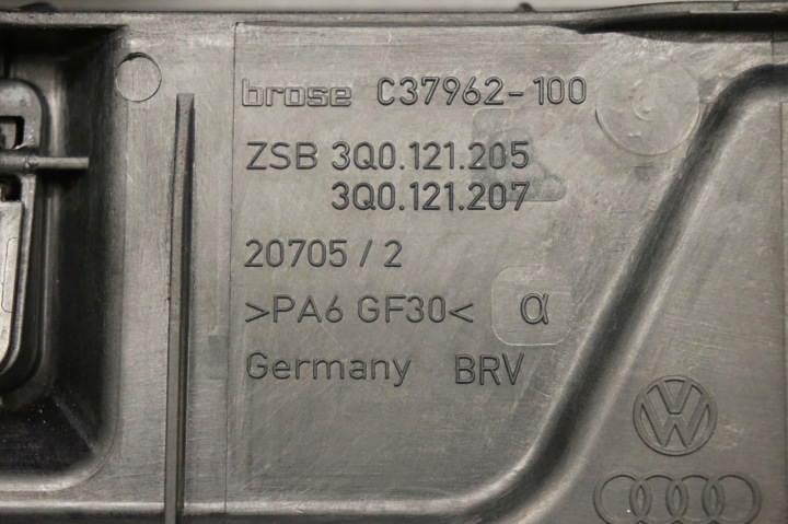 фото №12, Передняя панель vw golf vii 7 gti 2.0 tsi 5q0959455ah 5q0959455am 3q0121207