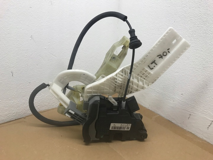 фото №2, Kia carens iv замок двері лівий зад 5 pin європа