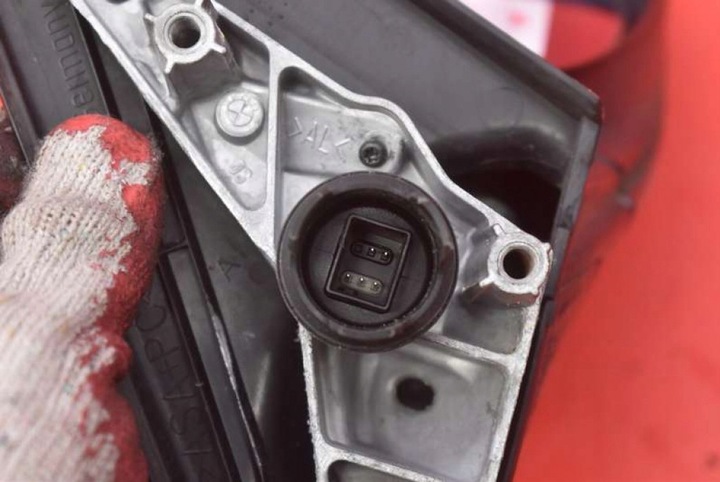 фото №7, Дзеркало праві a22/7 7075626 eu bmw e90 e91 04-10 5 pin