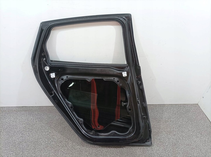 фото №9, Двері ліві зад чорні volvo v40 ii 2012-2019