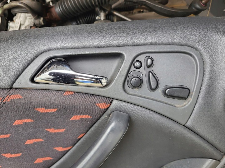 фото №6, Mercedes w203 купе боковина двері лівий перед