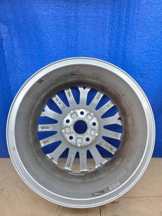 фото №11, Audi a3 8v алюминиевый диск 7x16 et48 5x112 8v0601025bj