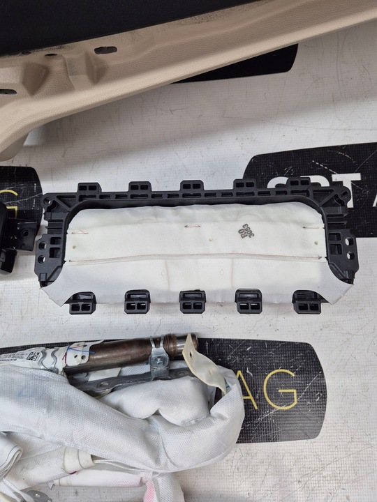 фото №6, Bmw seria 3 g20 g21 панель консоль подушки ремені подушка безпеки штори stare повернення