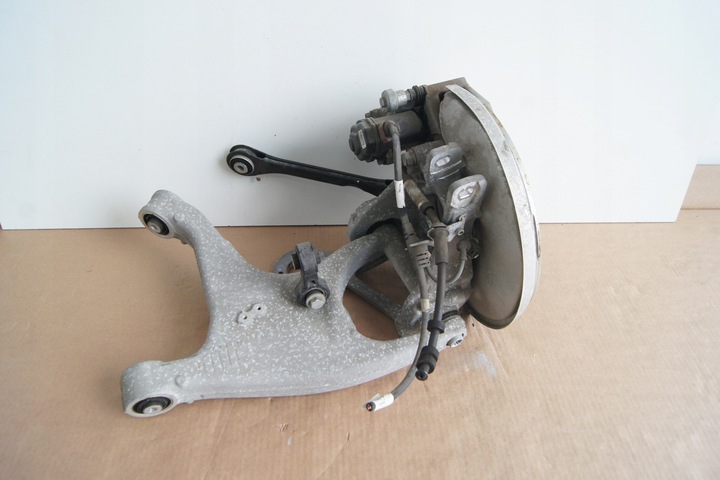 фото №1, Audi a6 4g0 подвешивание поворотный кулак зад задняя правая