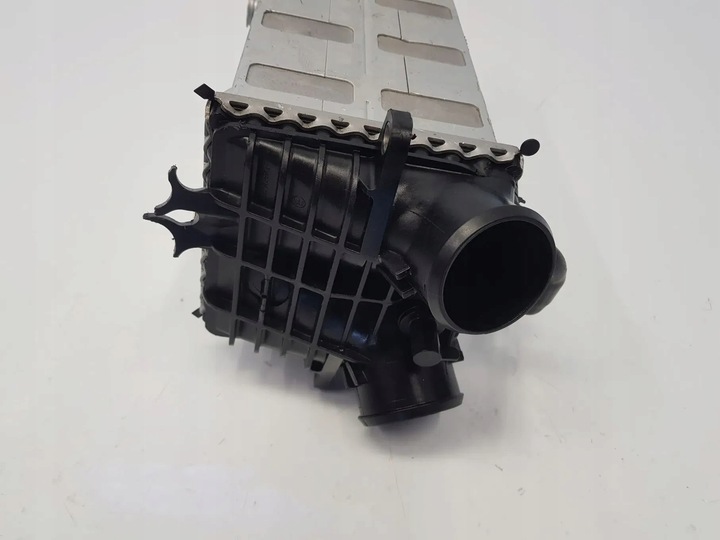 фото №7, Радіаторів повітря інтеркулер mercedes w166 w212 w218 w463