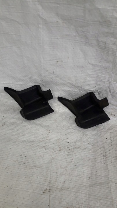 фото №10, Audi a4 прокладка дверь накладка дверь 8d0837175