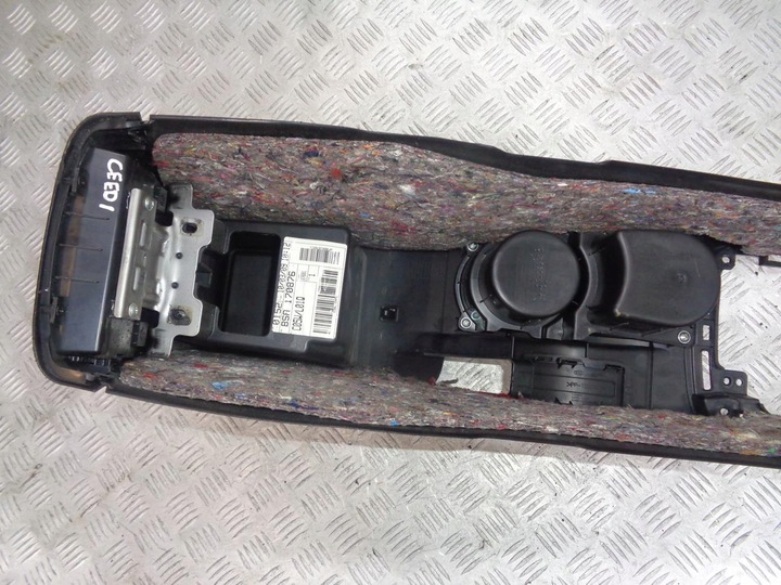 фото №9, Тунель середній підлокітник kia ceed 1 i 2006- європа