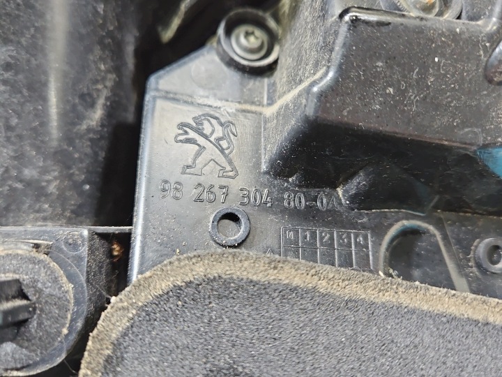 фото №11, Фара w крило led зад ліва peugeot 2008 i 13-19 hb європа 9826730480