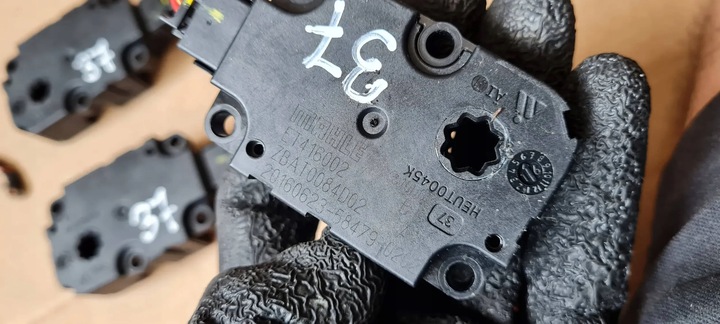 фото №7, Q7 4m ii моторчик нагревателя et416002 a5 8w a4 b9 8w