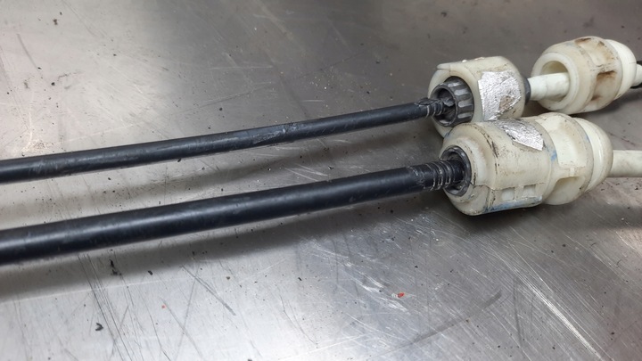 фото №7, Тросы изменения коробки передач dacia duster i 1.6b 14r коробка передач tl8b007