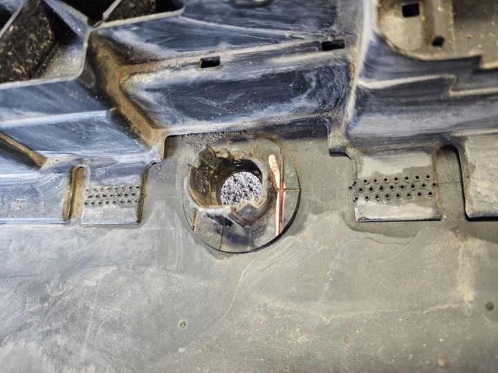 фото №16, Audi a4 b8 универсал бампер задний зад pod pdc 8k9807511h