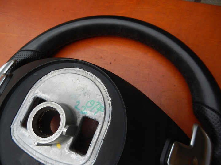 фото №11, Руль mercedes c класс w205