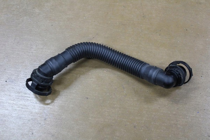 фото №1, Golf jetta touran трубка шланг вентиляция картера 1.9tdi 105km