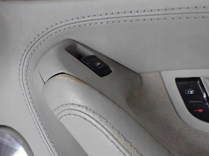 фото №5, Боковина дверь правый перед динамик bang & olufsen audi s8 a8 4e0868016 короткая