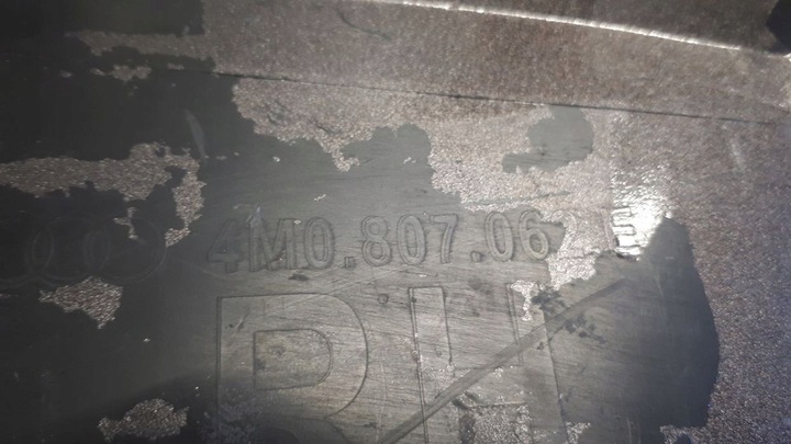 фото №8, Audi q7 e-tron спойлер бампера права перед