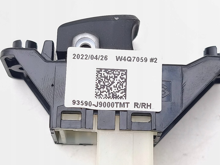 фото №13, Hyundai kona i переключатель стекло 2022 3k55121200