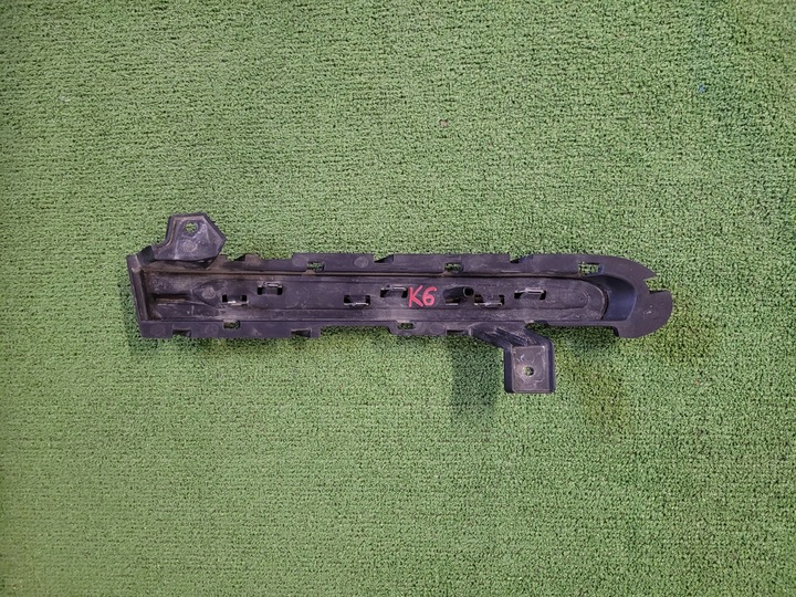 фото №12, Volvo v40 рестайлинг решётка з хром заглушка бампера правая хром 31347043 oem