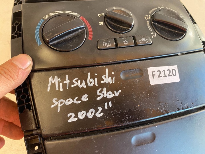 фото №6, Mitsubishi space star модуль керування консолі центральної mr381240