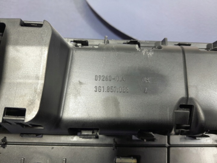 фото №11, Vw passat b8 решётки воздуховод воздуха средние eu 3g1858416