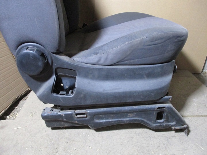 фото №9, Сидіння праві перед peugeot bipper