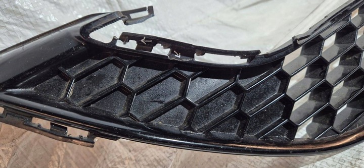 фото №10, Решітка середня бампера перед ford focus mk3 рестайлінг stline