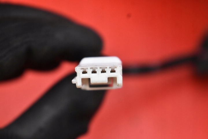 фото №6, Лампа правая зад задняя toyota auris 2 ii 5d hb 12-15