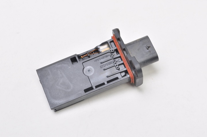 фото №1, Bmw f39 f40 1.5 витратомір 8580022