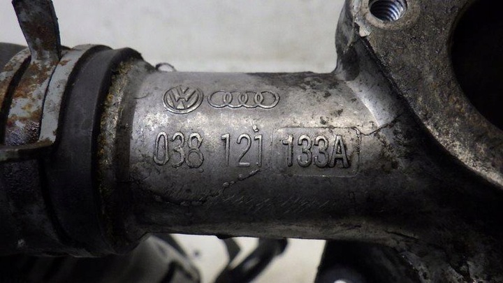 фото №9, Шланг труба трубки воды skoda superb i 1.9 tdi 038121133a