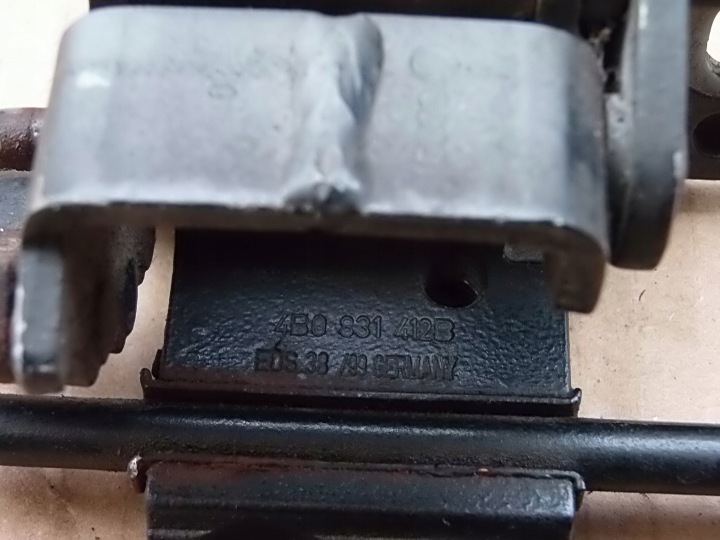 фото №6, Петля дверь правая перед 4b0831412b audi a6 c5 европа