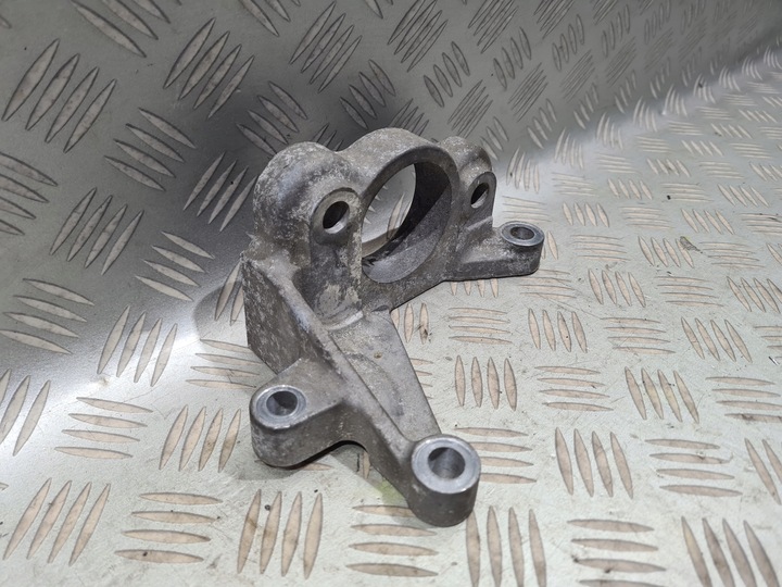 фото №3, Лапи кронштейн крепление opel insignia a 4x4