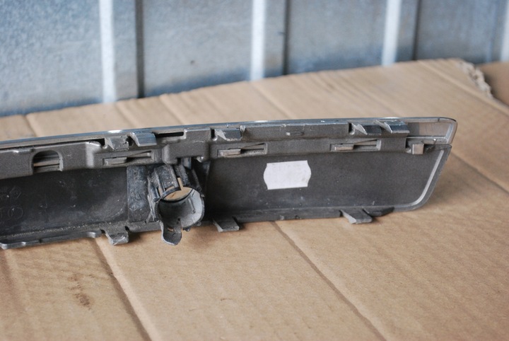 фото №12, Планка бампера правий перед a8 d3 рестайлінг 4e0807224ab