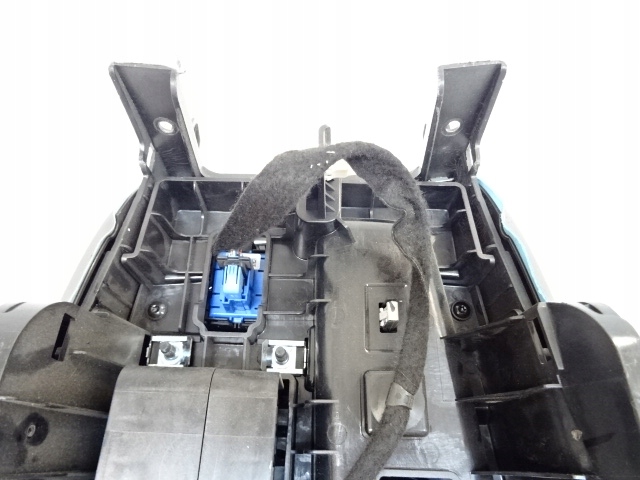 фото №12, Citroen c5 aircross тунель середній вибірник коробки передач зарядний пристрій індукційна