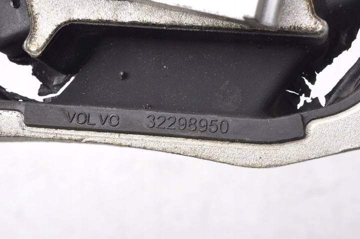 фото №7, Volvo xc60 ii 2.0 16v b5 mild-hybri лапи двигателя кронштейн 32298950 32139982